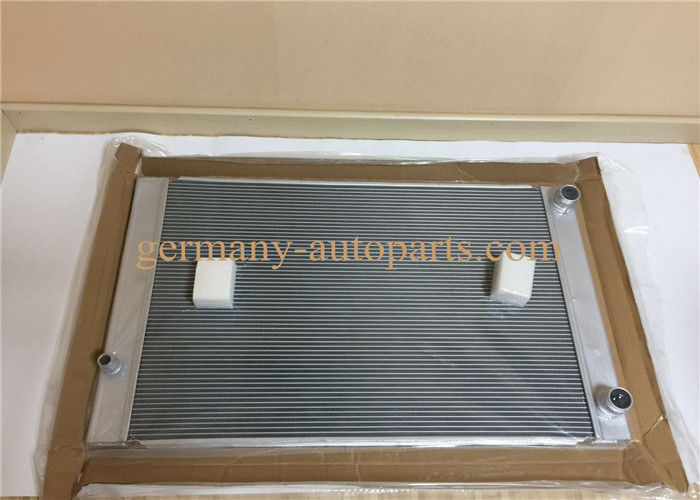 4E0121251E Auto Cooling Parts , Automotive Radiator Parts For Audi A8 4.2 Quattro